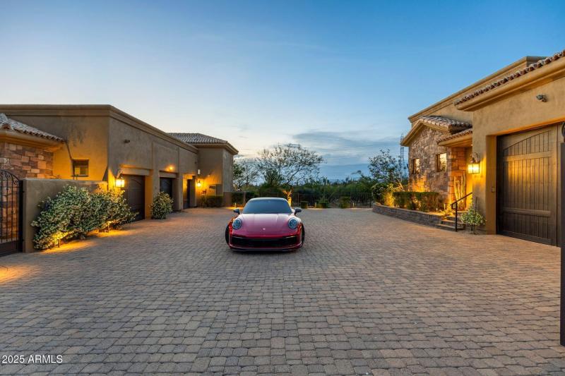 photo by ChaseCapture