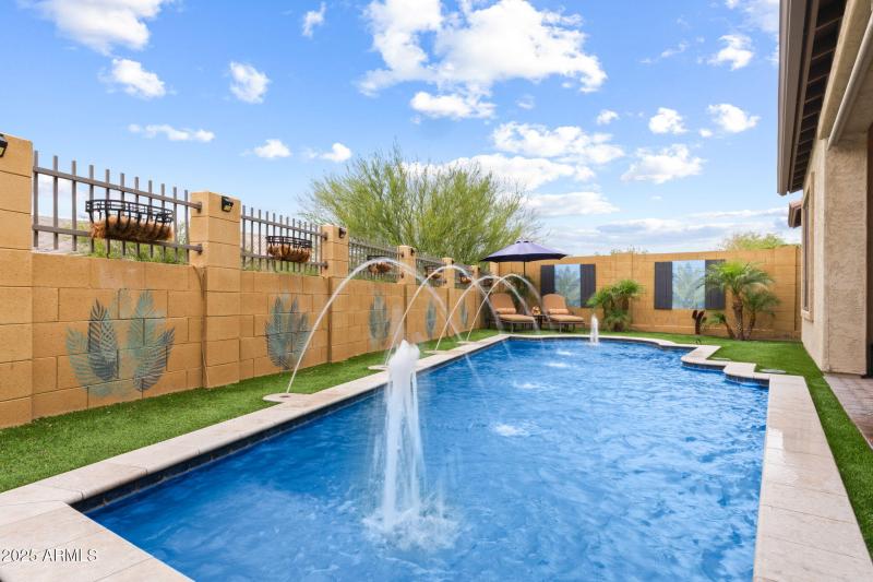 Pool with Water Features