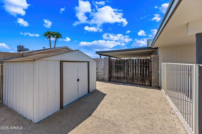 RV Gate and Garden Storage Shed