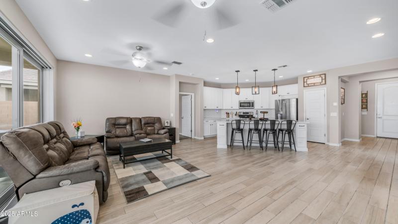 2822 E Hidalgo Ave (14)