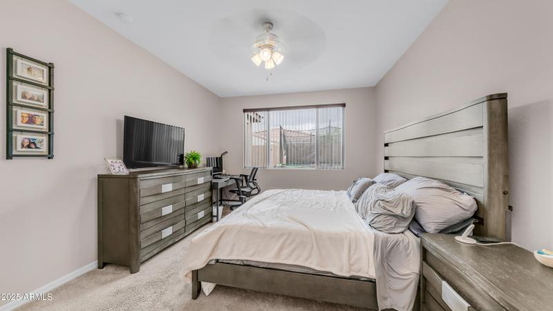 2822 E Hidalgo Ave (15)