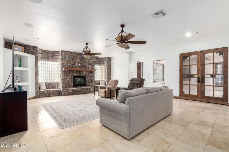 Cozy Family Room Retreat