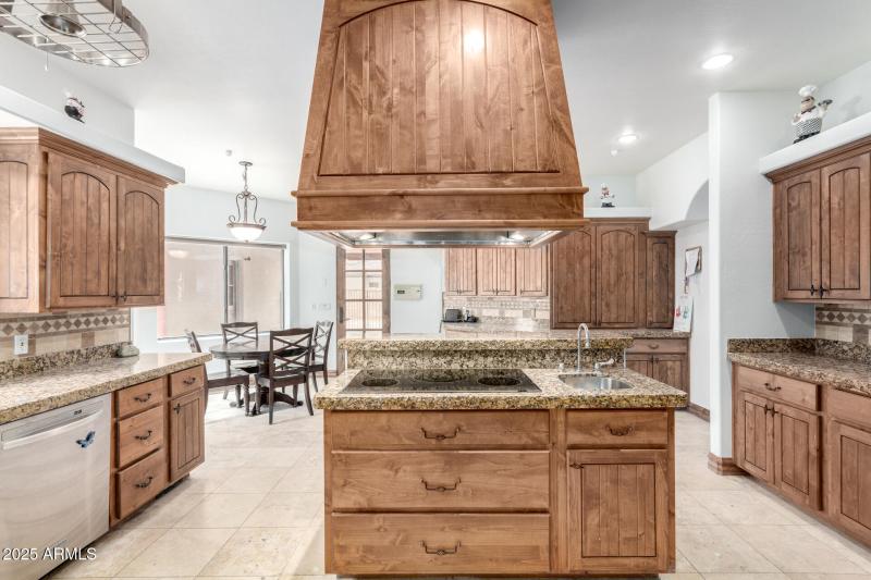 Granite Kitchen With Island