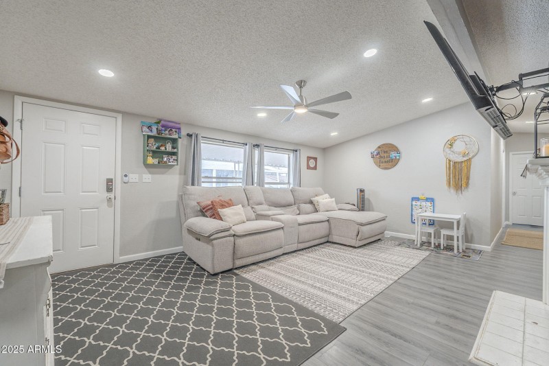 9-web-or-mls-Hawes-9