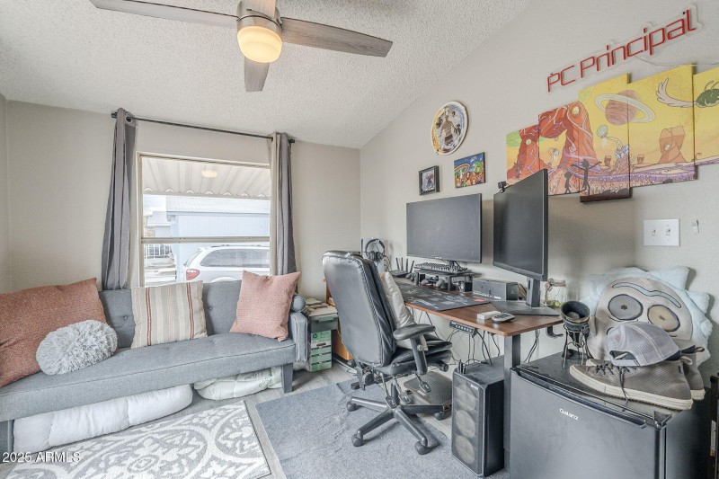 27-web-or-mls-Hawes-27