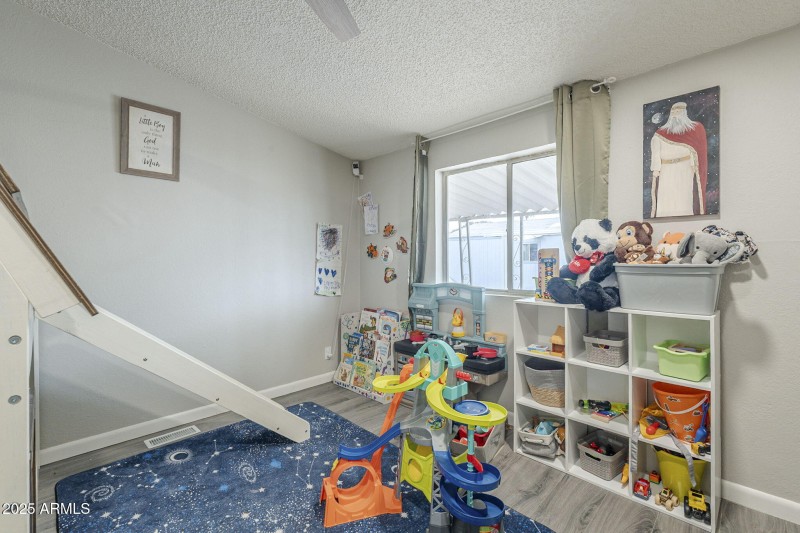 33-web-or-mls-Hawes-33