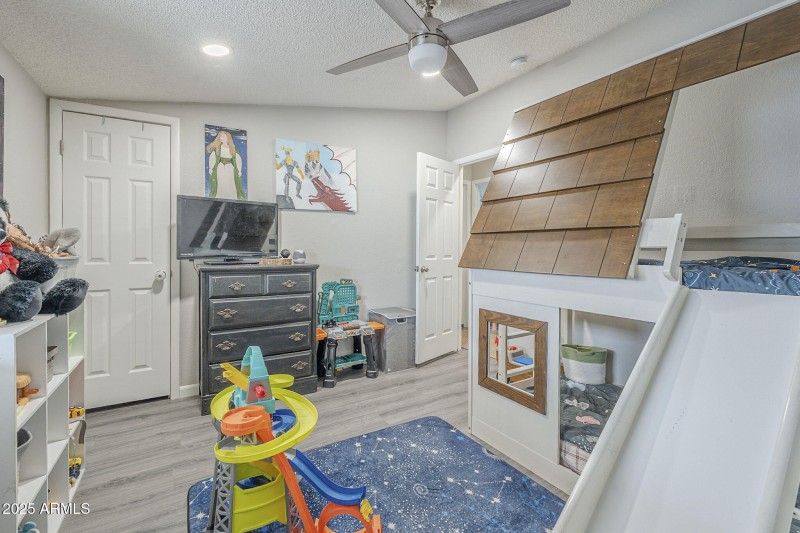 35-web-or-mls-Hawes-35