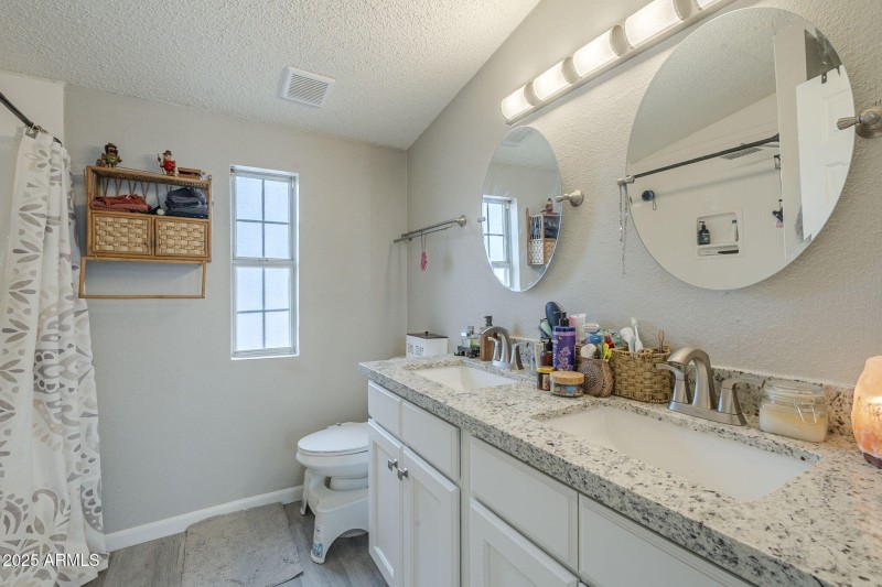 43-web-or-mls-Hawes-43