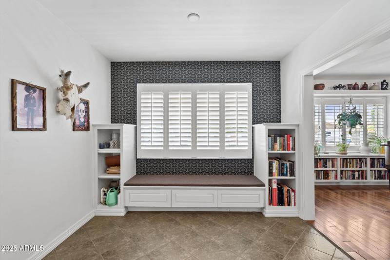 710 E Hayward Ave, Phoenix 85020