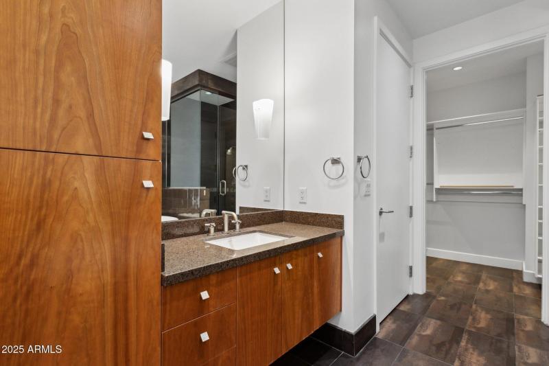 Primary Ensuite with Walk in Closet