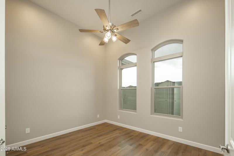 Office (4th bedroom)