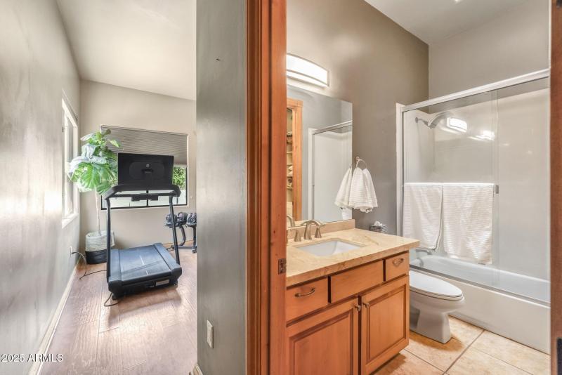 Guest Bedroom 3 Bathroom