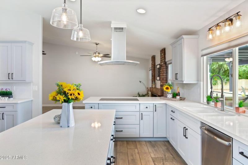 022-4107EastFairviewCircle-Mesa-AZ-85206