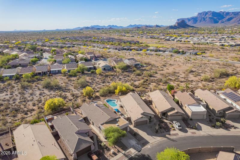 09 - Meandering Drone