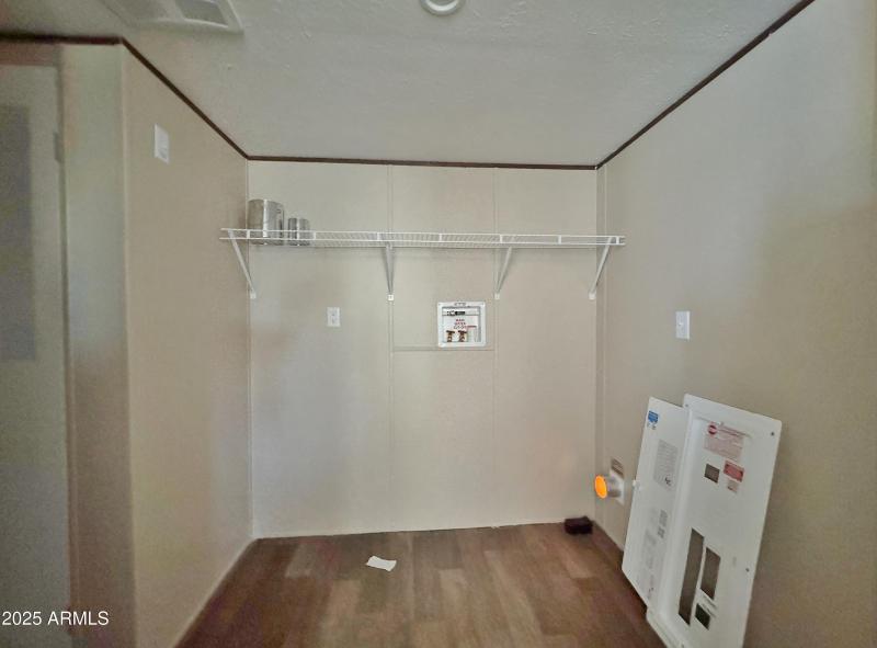 Indoor utility room