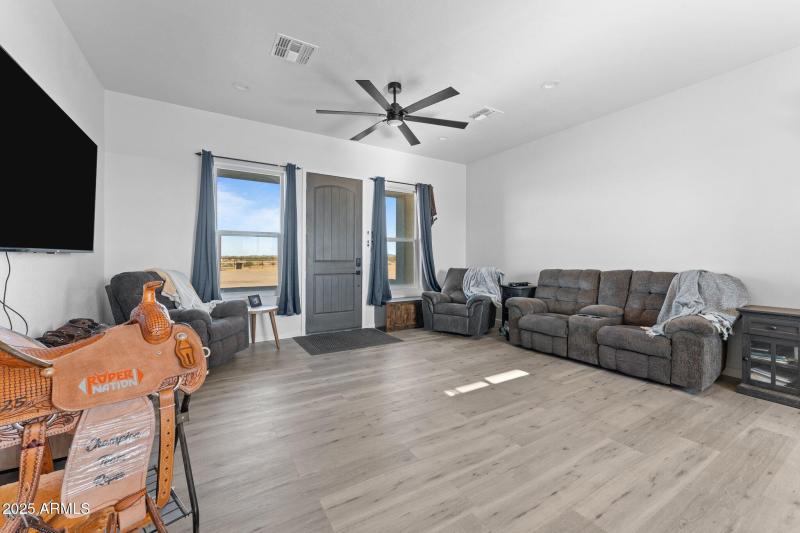 22-web-or-mls-DSC06827