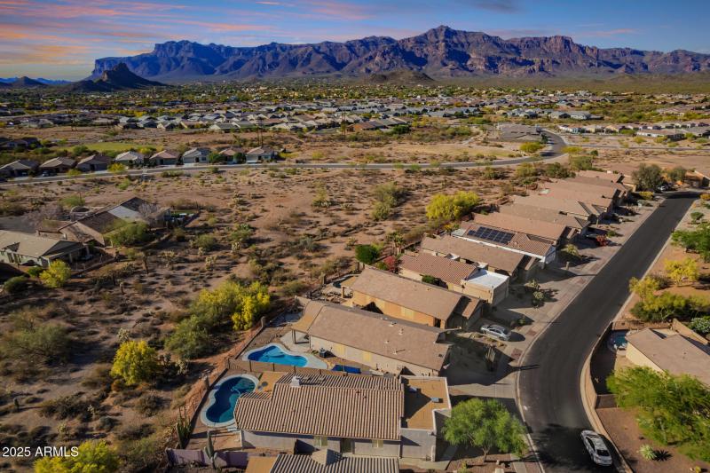 14 - Meandering Drone