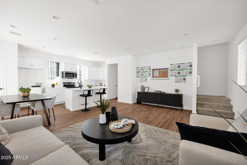 Open Living Space654