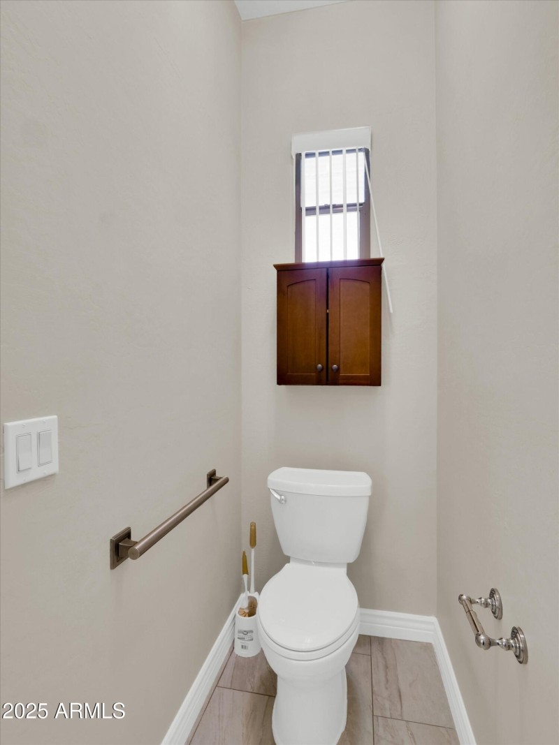 53-8854 W Augusta Avenue-53