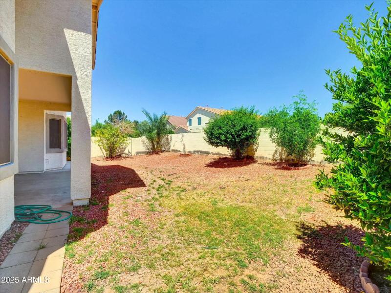 64-8854 W Augusta Avenue-64