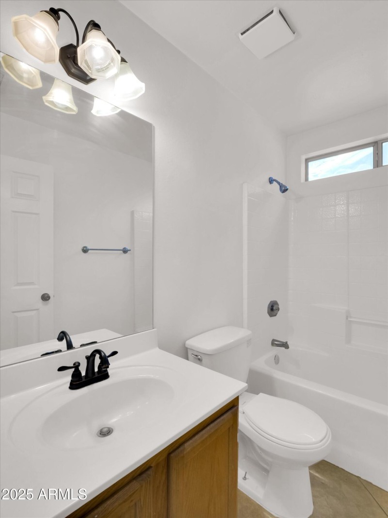 21-13620 N 82nd Lane-21