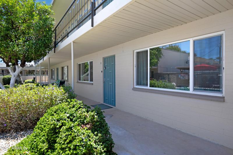 6906 E 4th St unit 4-1