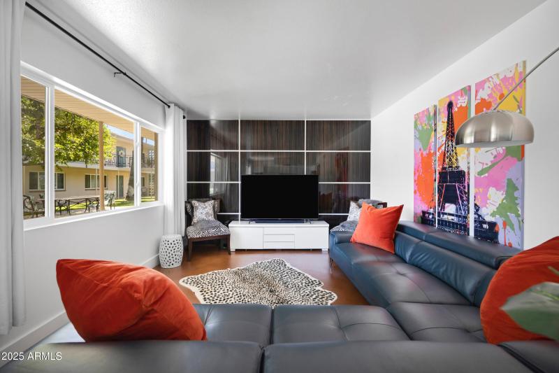 6906 E 4th St unit 4-4