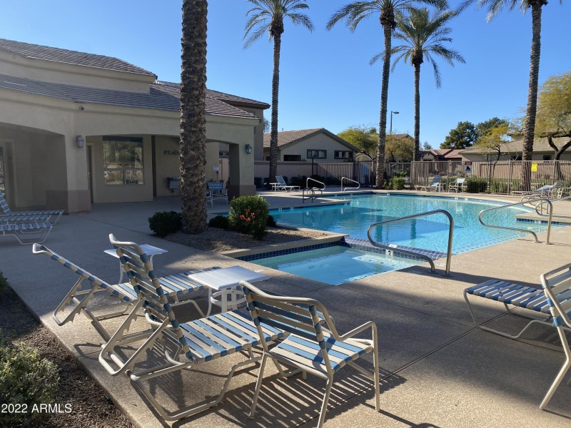 732F7C5F-F4B1-4FEC-8E93-817539D12A51