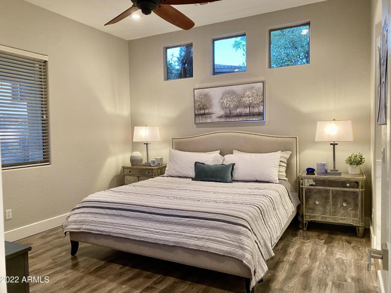 072F97EE-F682-4802-96FE-5D0D7B0AAEF0