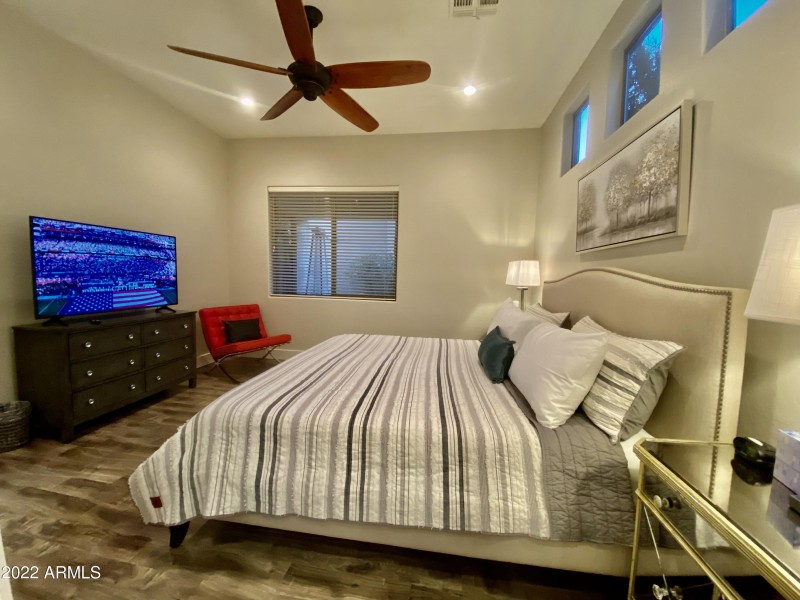 3696B5F6-D664-4791-93AD-5D7AD1B9CD2C