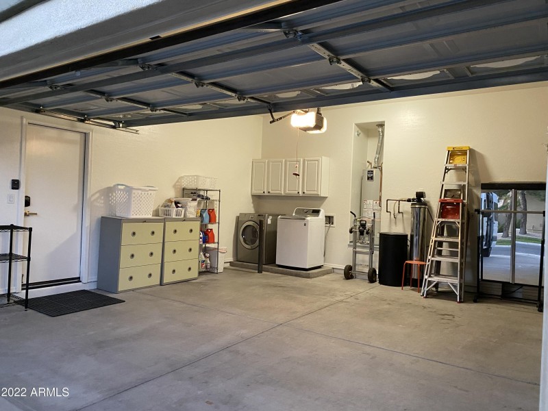 5E180EC2-D437-4814-B36E-85795C623E80