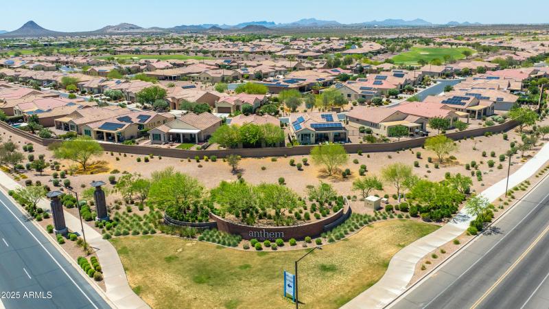 3655 N Astoria Dr-49