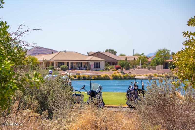 3655 N Astoria Dr-56