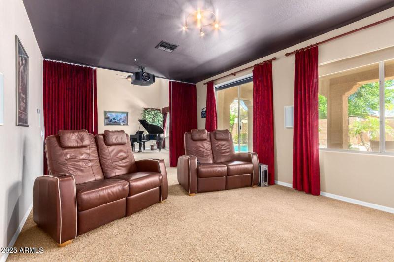 7039 W KATHARINE Way