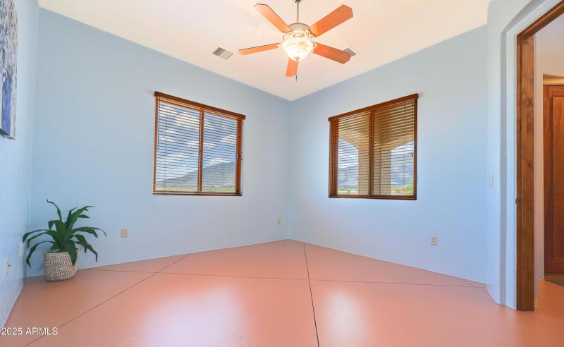 5th Bedroom or Office