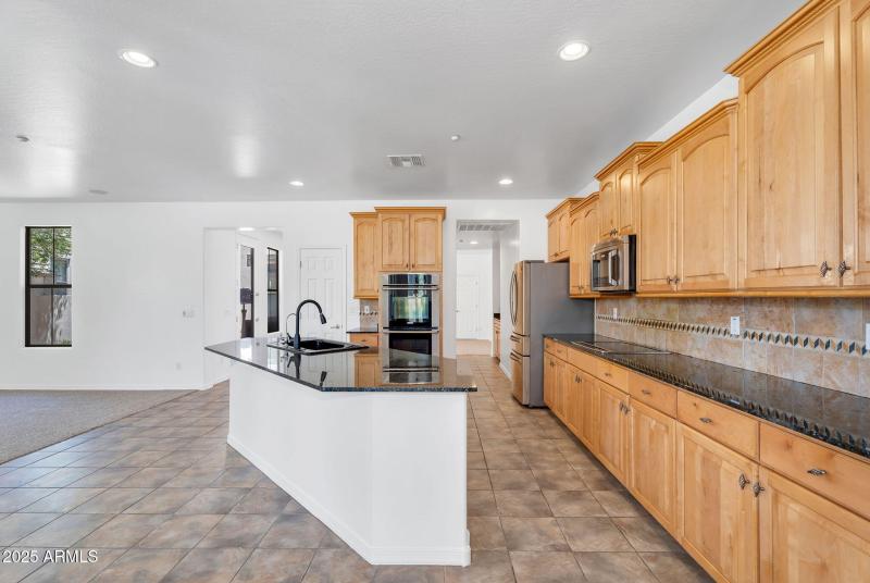 17-web-or-mls-20507 W Daniel Pl -17