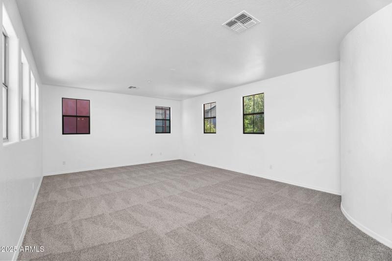 48-web-or-mls-20507 W Daniel Pl -48