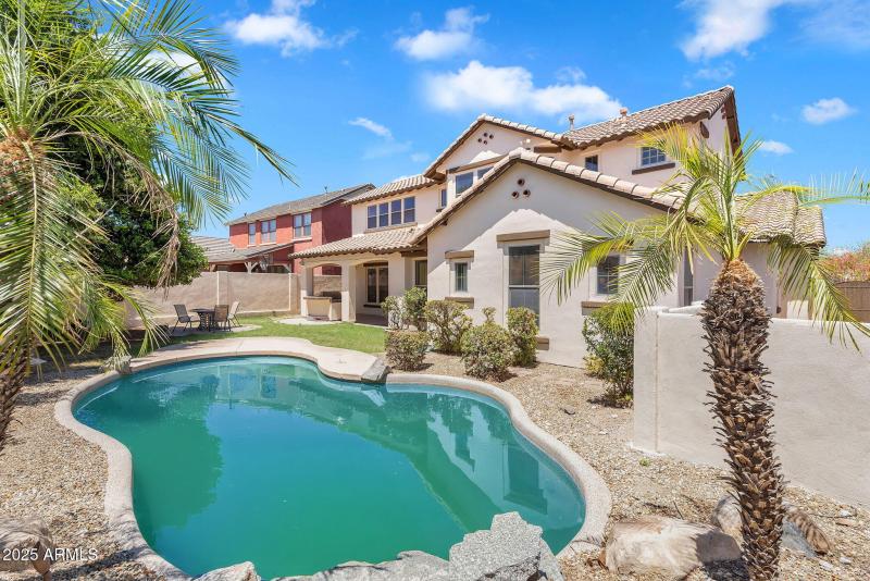 82-web-or-mls-57-print-20507 W Daniel Pl