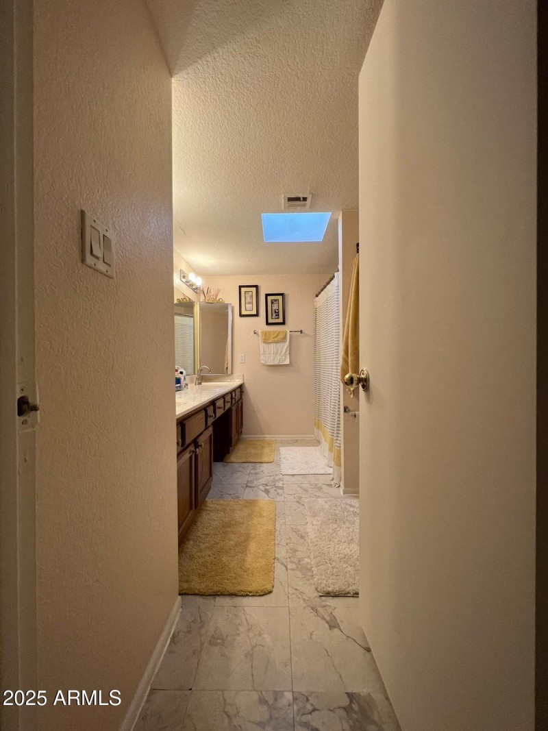 f11a83be-65af-457a-809d-40afa6ff8233