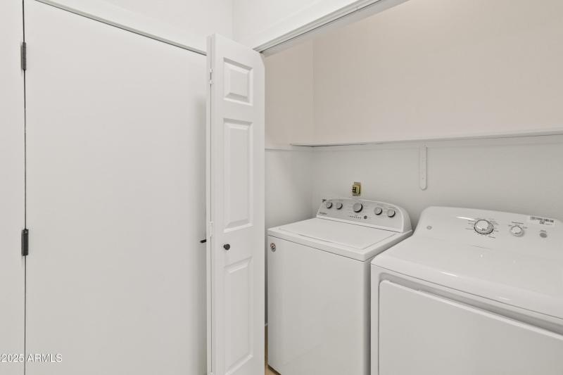 3221 N 37th St #26-1