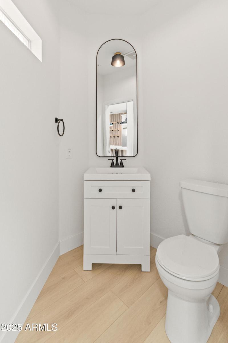 3221 N 37th St #26-14