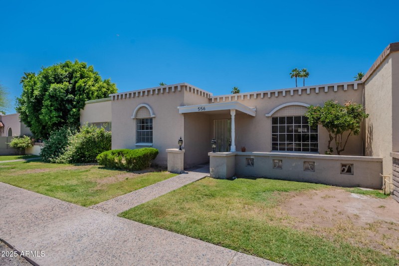 4-web-or-mls-Hobson Plaza-4