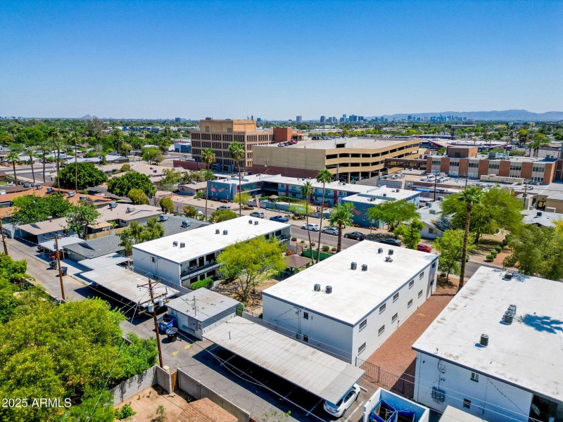 25-web-or-mls-1942 W Berridge Ln-25 NEW