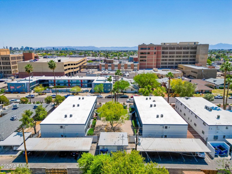 26-web-or-mls-1942 W Berridge Ln-26 NEW