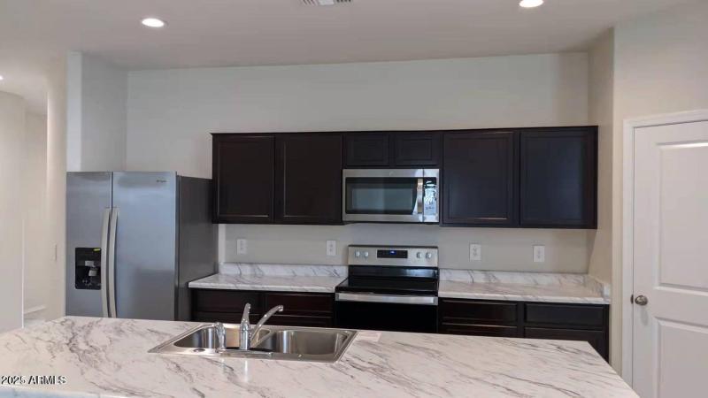 20211117191409770815000000-o