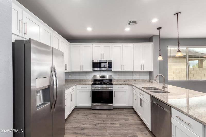 7618 S LONE PINE PL, Gold Canyon 85118