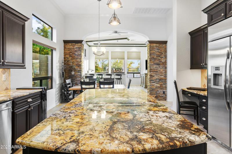 Huge Island w/ Storage