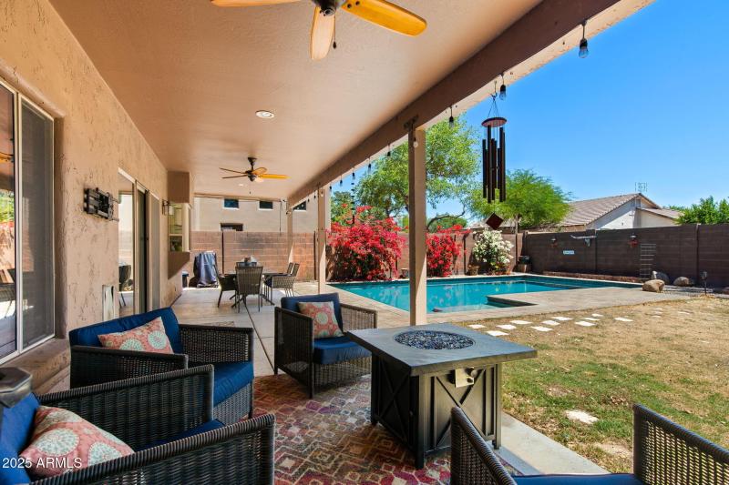 016___20271 E Appaloosa Dr