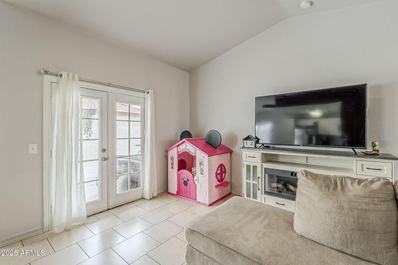 8-web-or-mls-Coronado-8