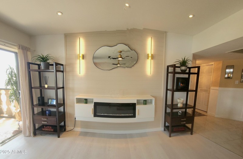 FeatureWall-Full-scaled